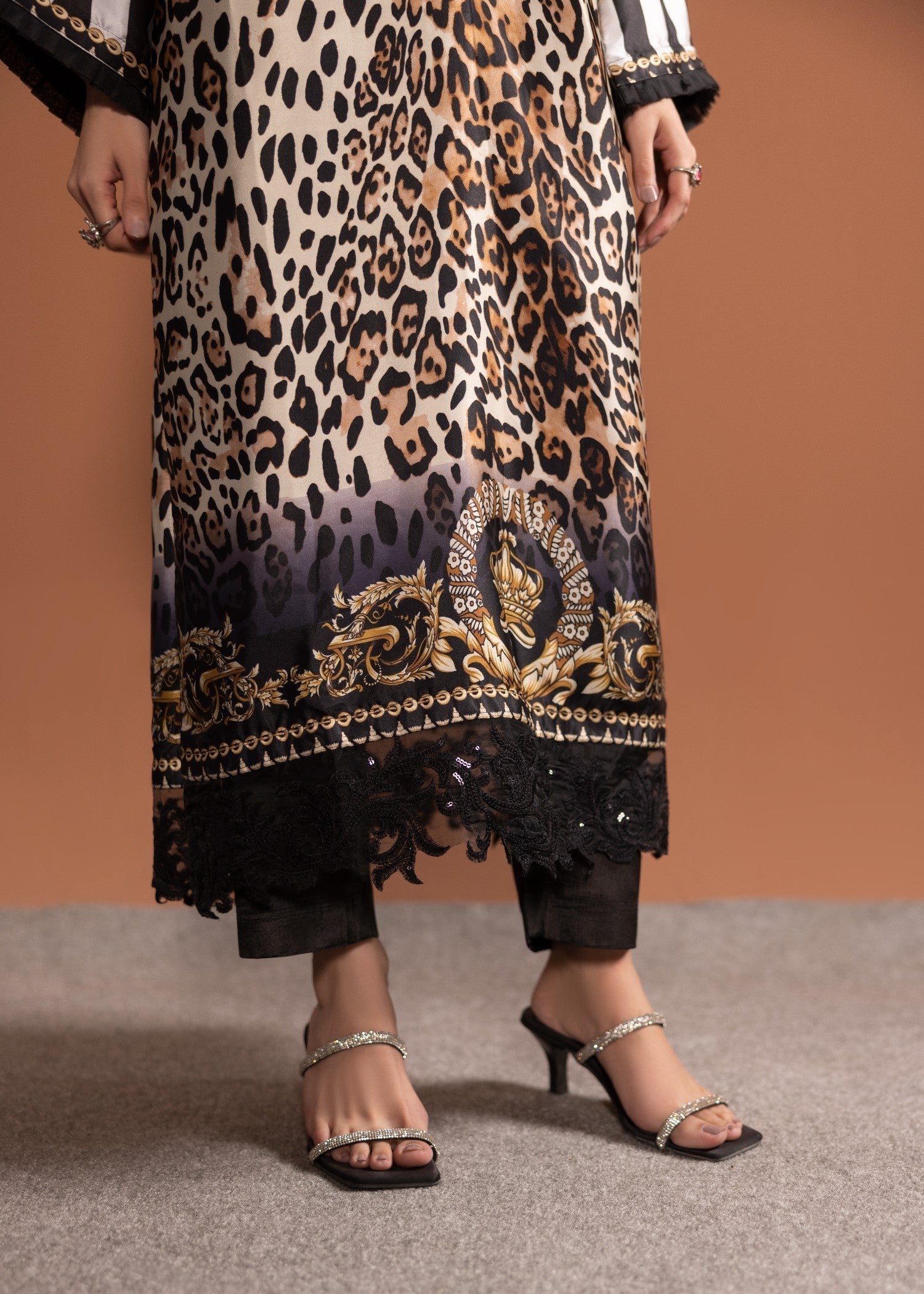 Alyssa LEOPARD PRINT SILK ALN22 Women 2pcs