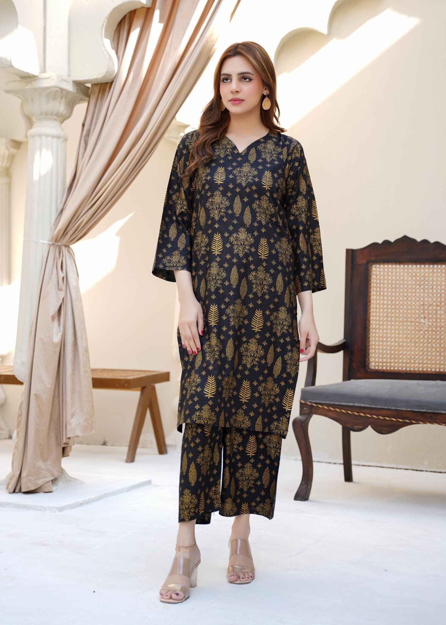 Chaudhary Arts Haze black Women 2pcs