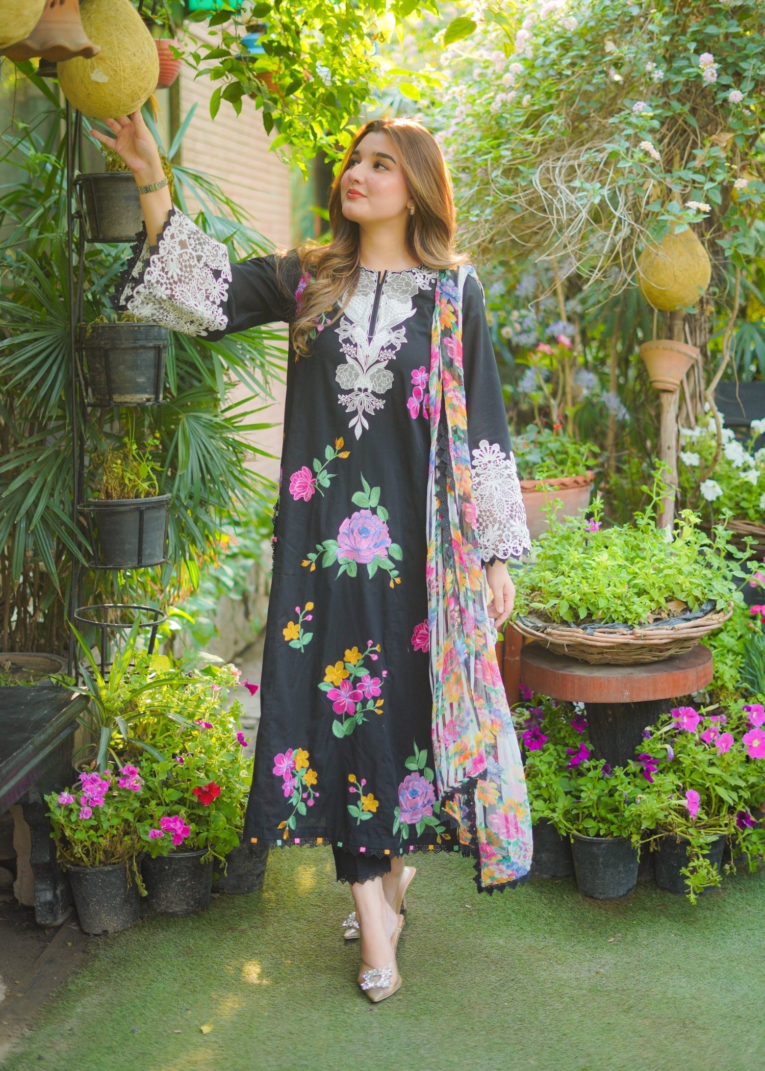Suits By Sadia Aneela black lawn Women 3pcs