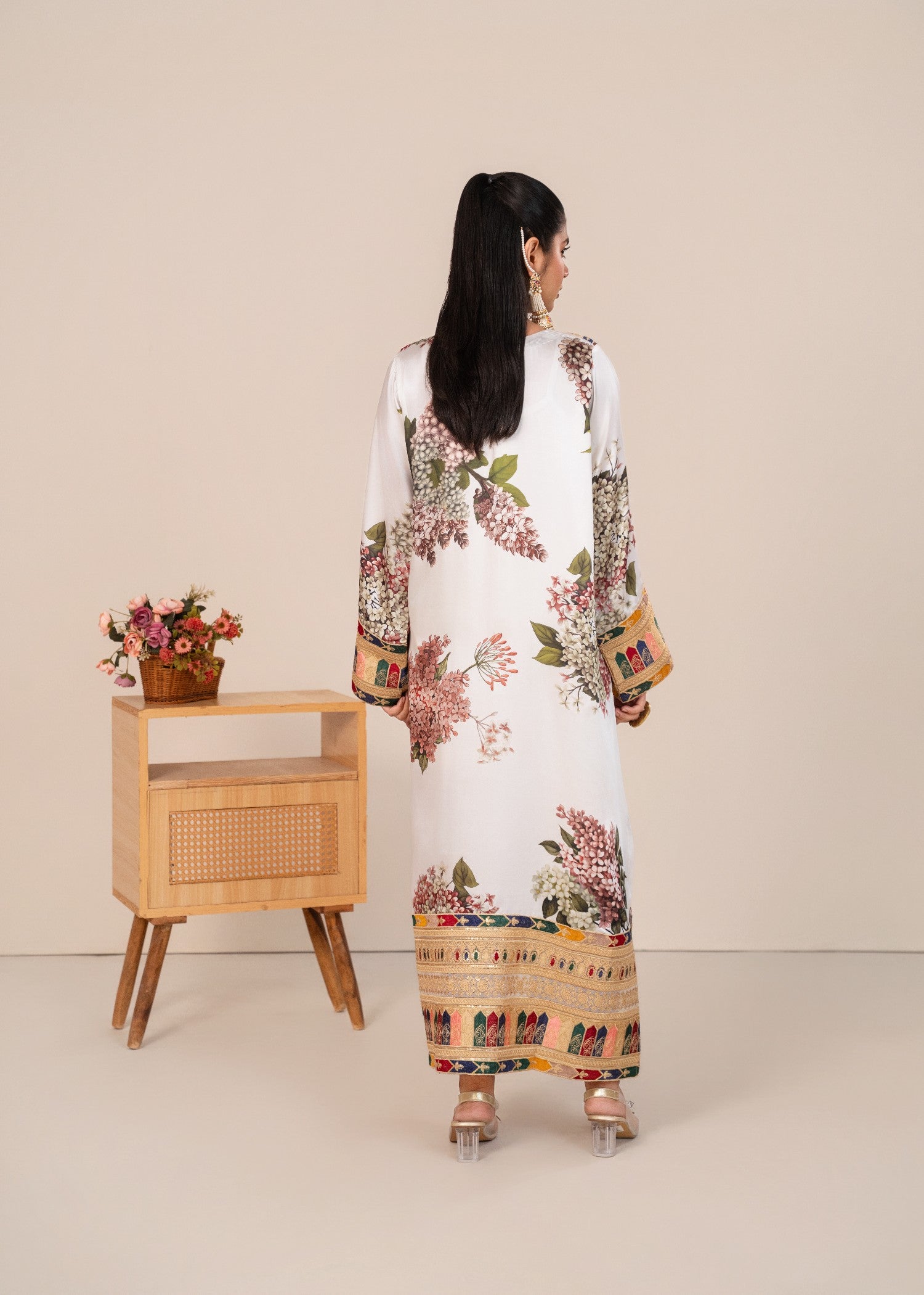 Rajdulari Kareena White Silk Kaftan Women 1pcs