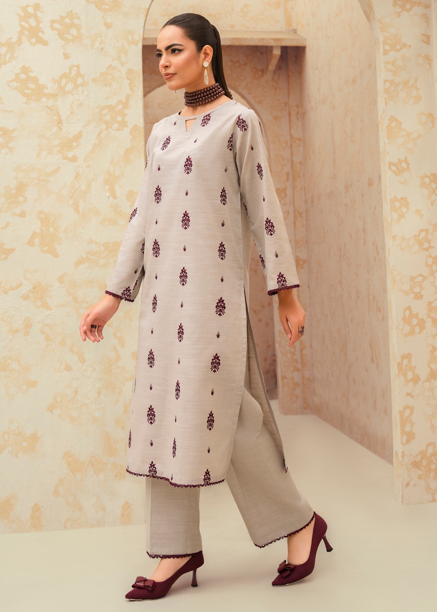 Thistle & Threads Zircon Women 3pcs