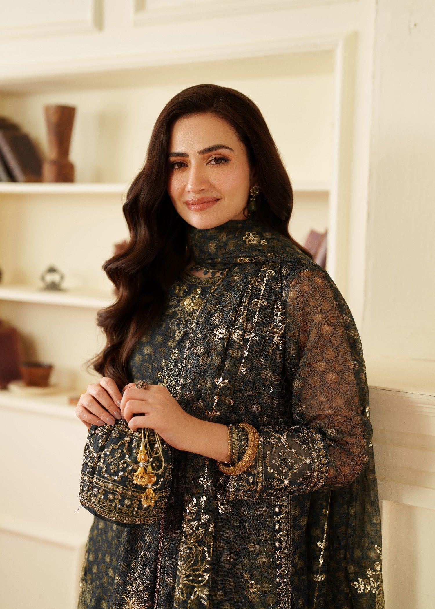 Mohagni LD 01 STITCHED I UNSTITCHED Women 4pcs