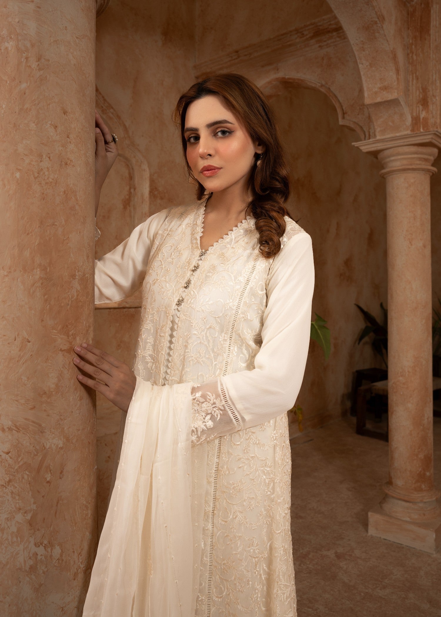 Manahils K 113 OFF WHITE Women 4pcs