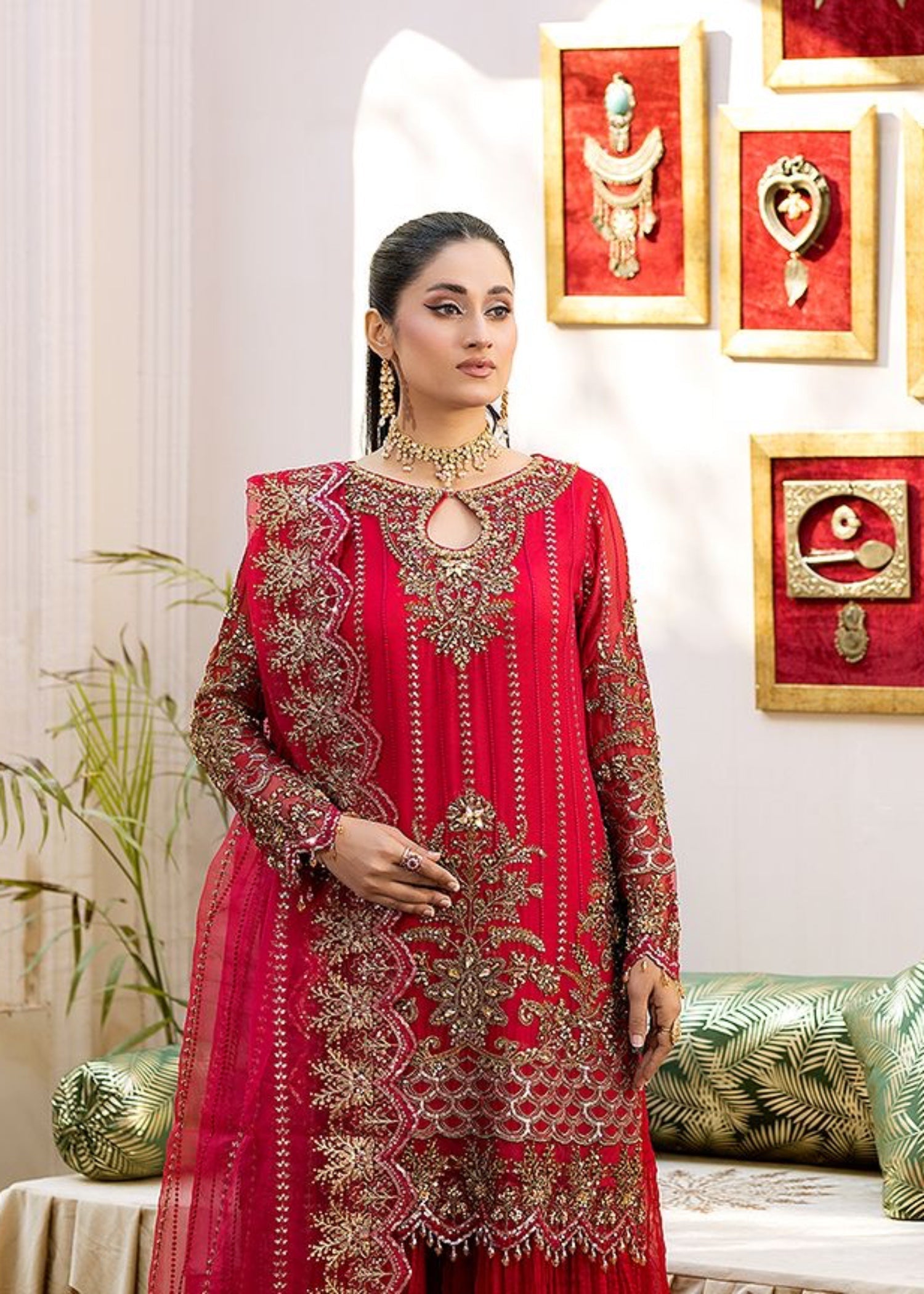 Suits By Sadia Hoty pinky Women 3pcs