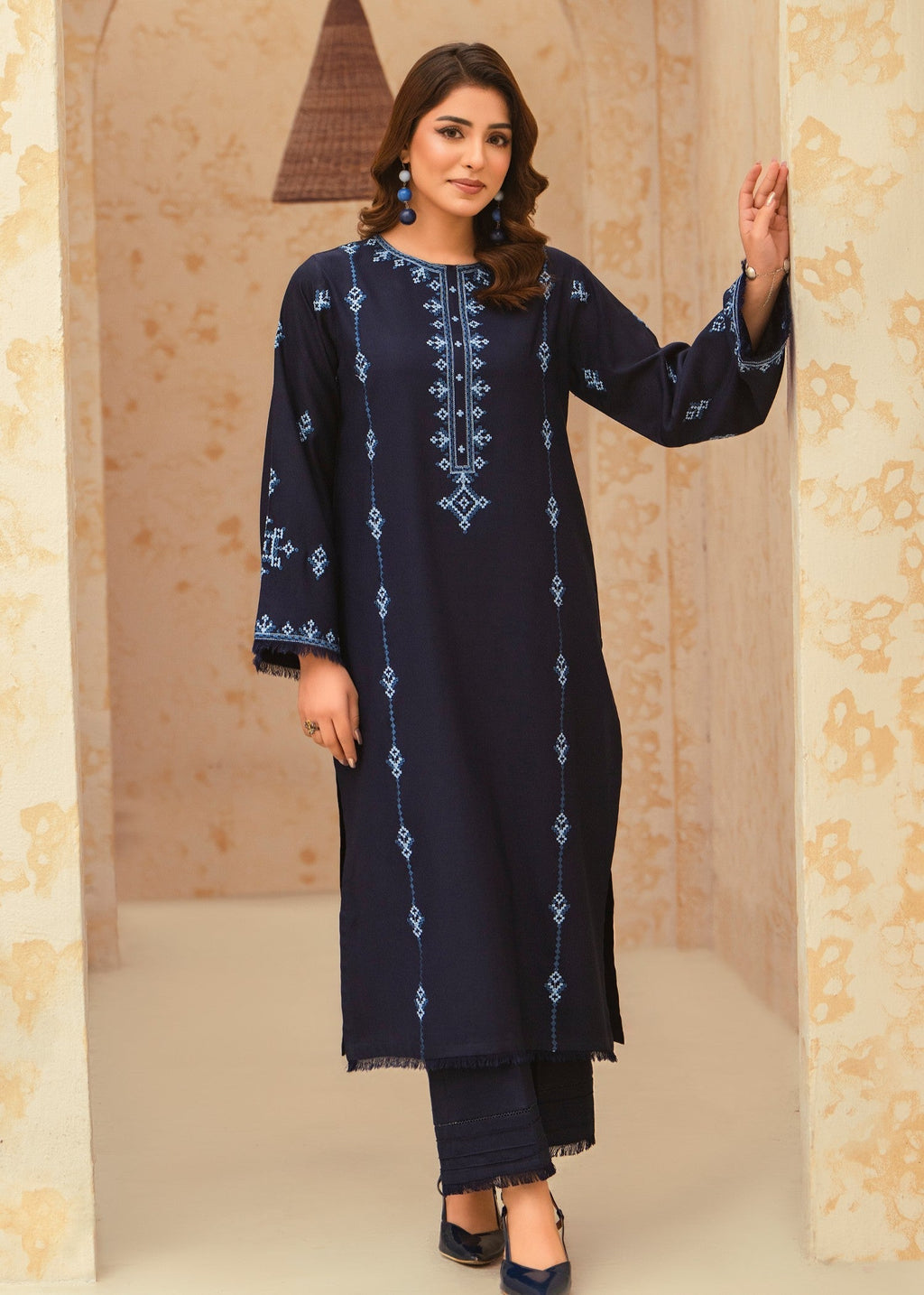 Thistle & Threads Sapphire Women 3pcs