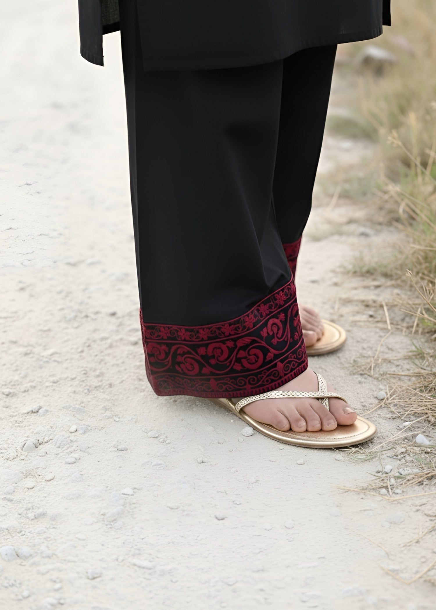 Libas Thread Black Charm Women 3pcs