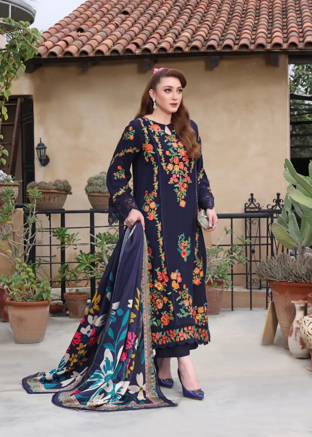 Libas Thread Momina B Women 3pcs