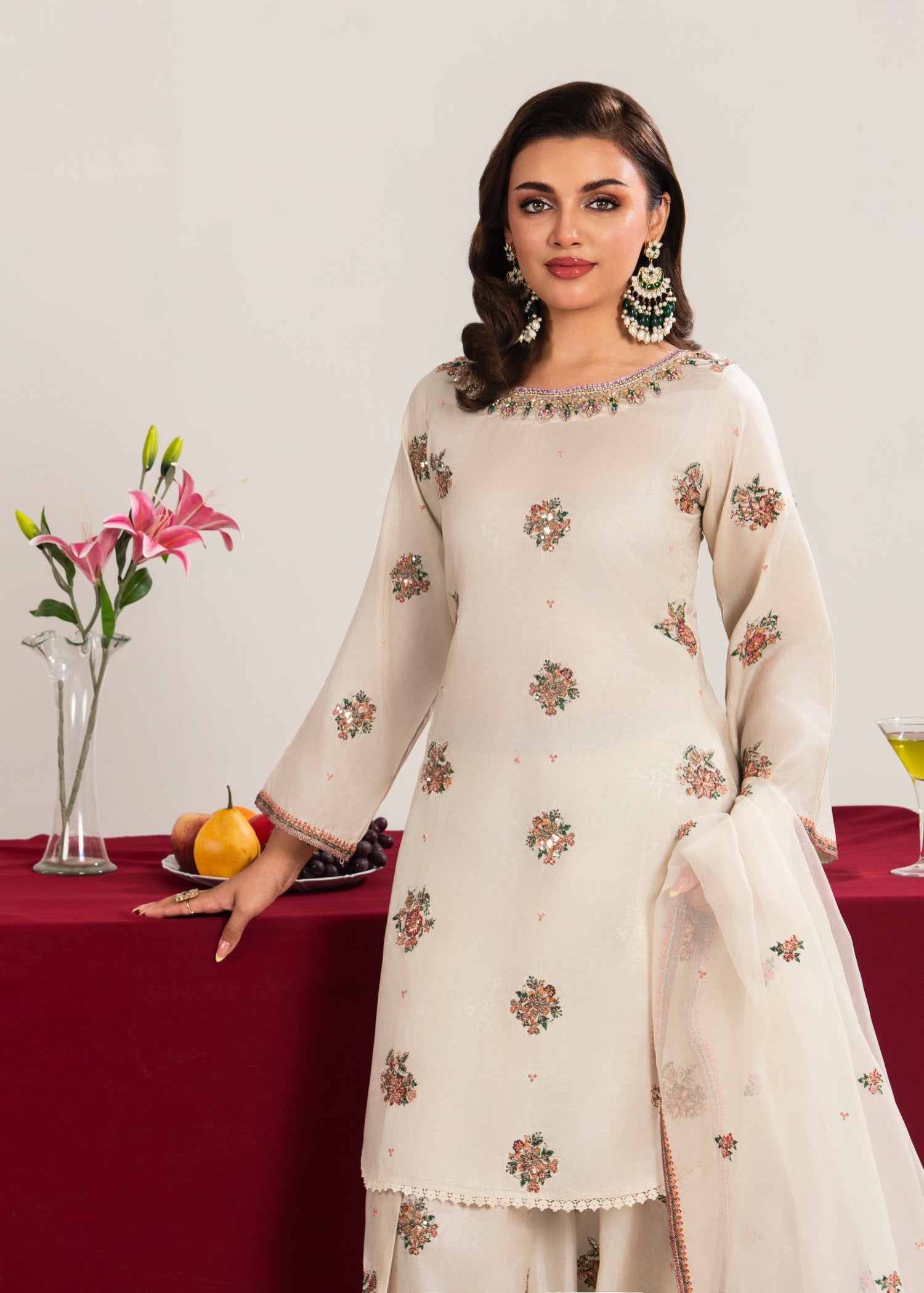 Maira Fashion Ivory Embroidered Kurta Set Women 3pcs