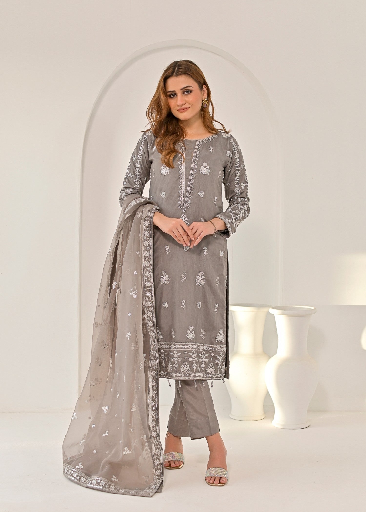 Qasim Anwer By Chandni Bridals LEILA (GREY) Women 3pcs