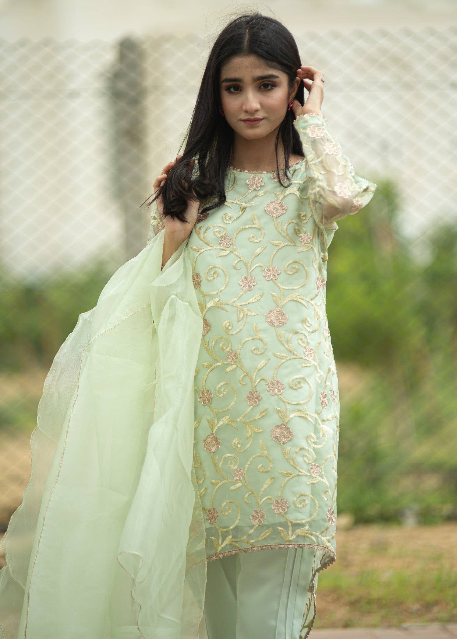 Hayati Collections Organza Suit – Embroidered |Tea Green Women 3pcs