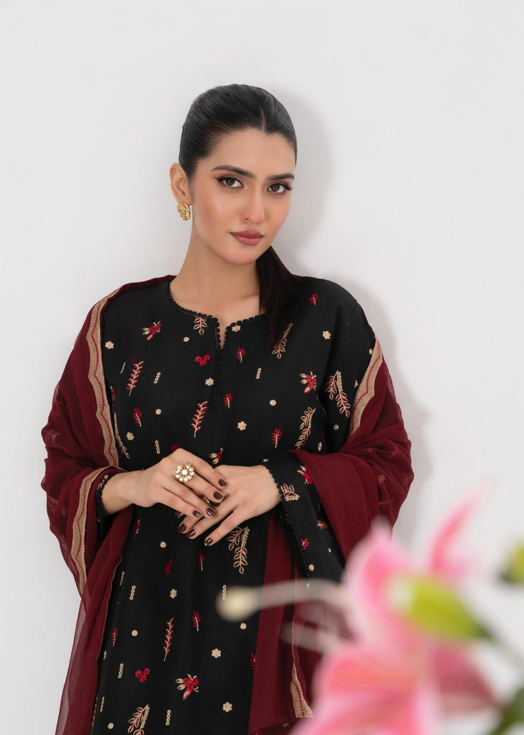 Stylish Collection DREAM EMBROIDERED Women 3pcs