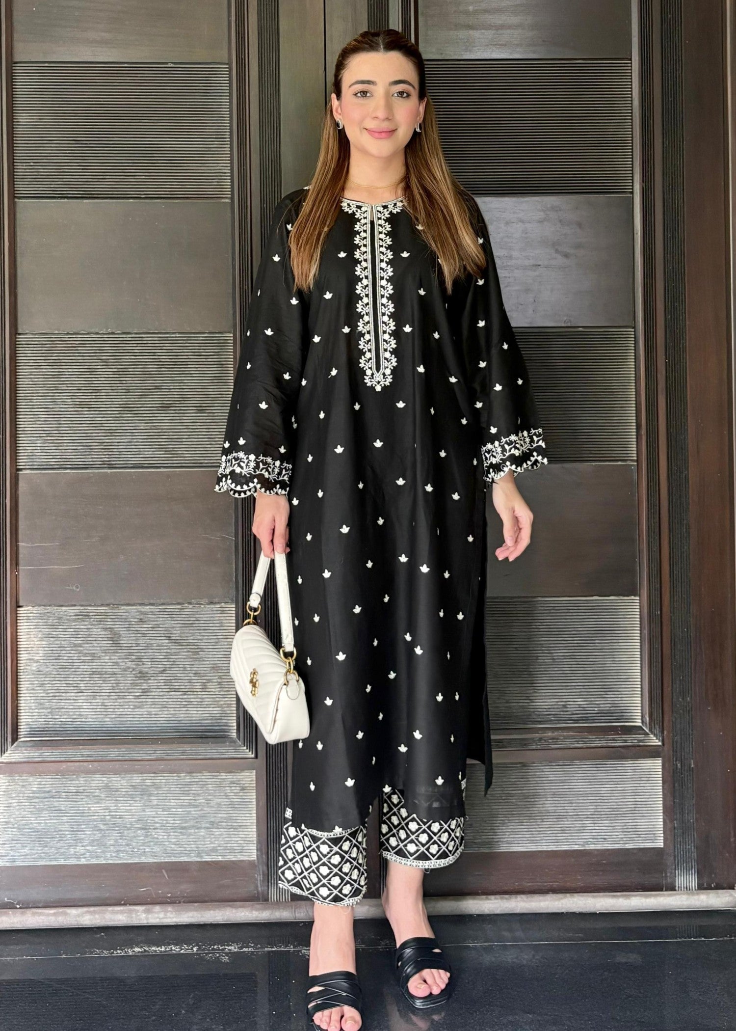 Kunaar Grace Black Women 2pcs