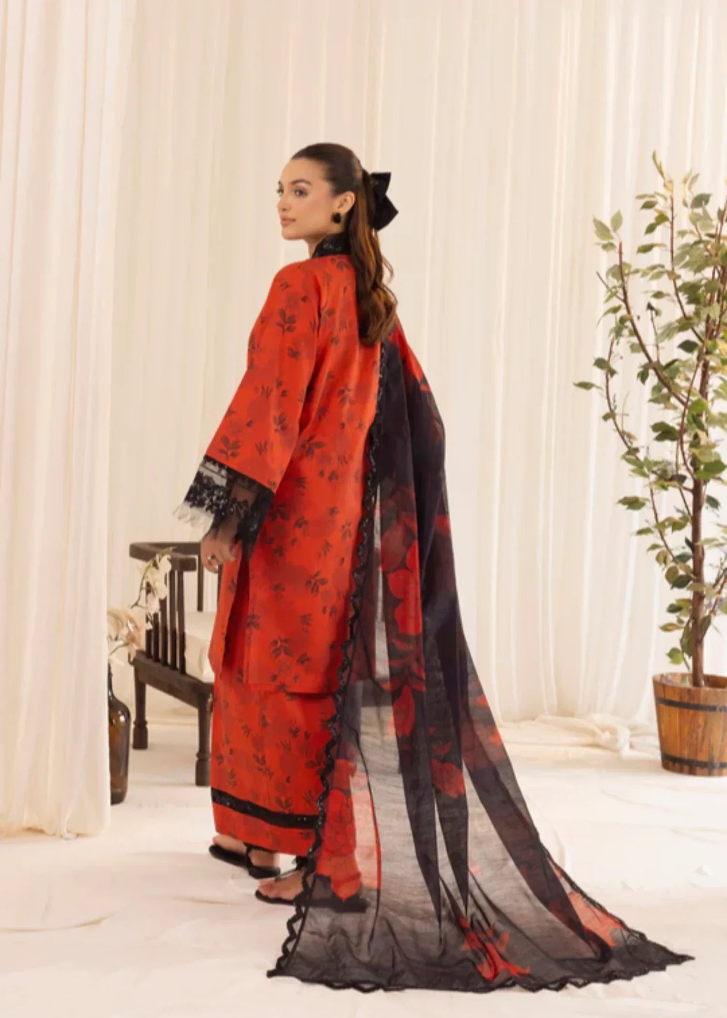 Mohagni GLS 13 Lawn STITCHED Women 3pcs