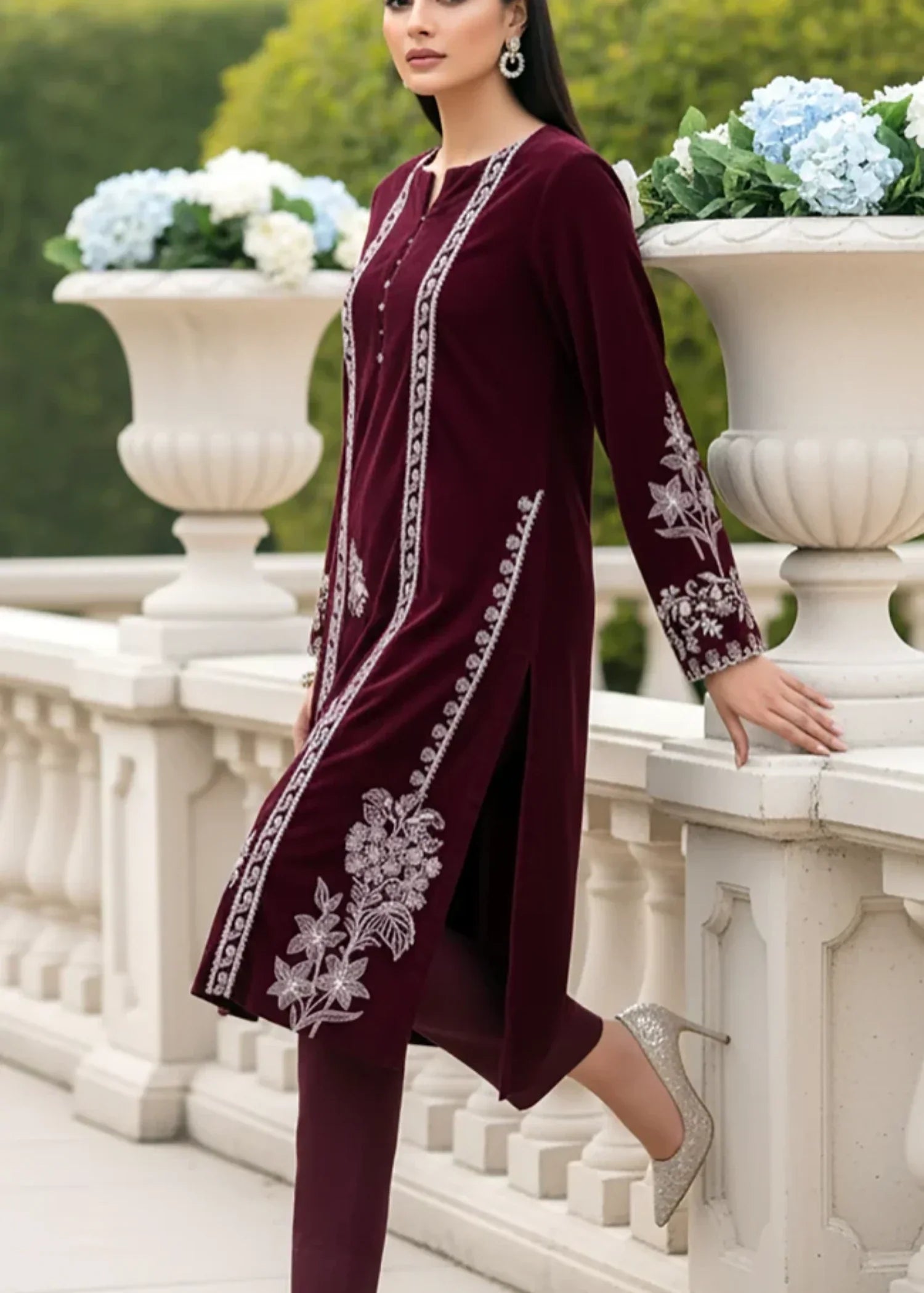 Lakhany Ready to wear Embroidered Velvet Shirt (LG RL 0336 W EMB 1P) Women 1pcs