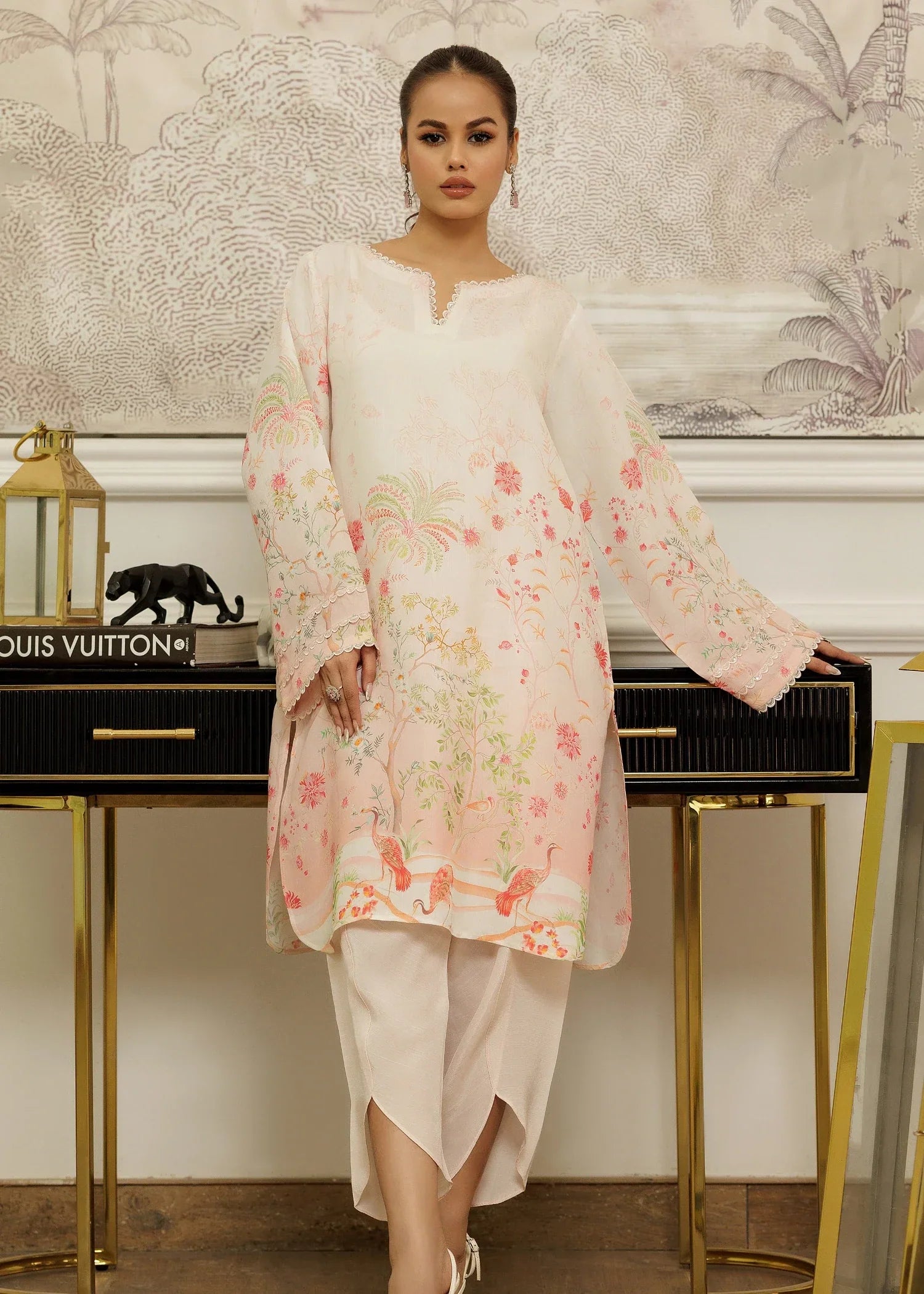 Threads & Motifs Ready To Wear 9560 Women 1pcs