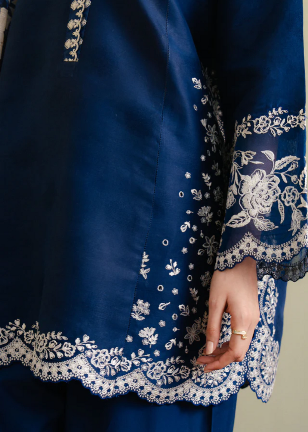 Coco By Zara Shahjahan Coco Meadow 8B 25 Women 3pcs