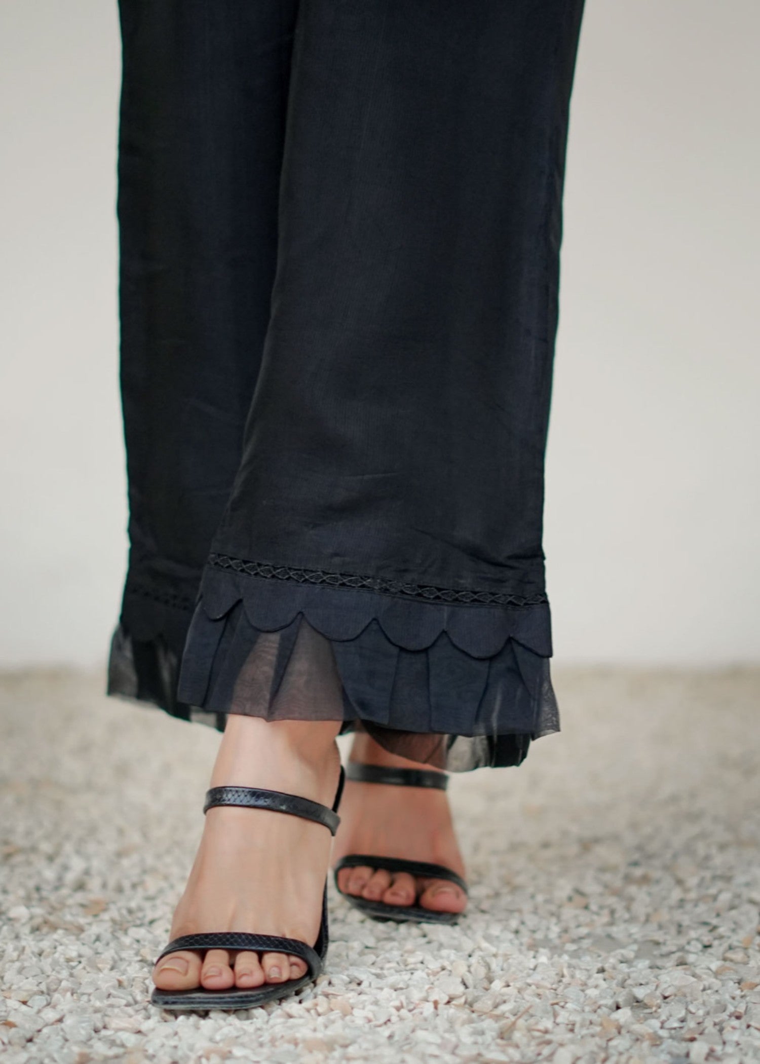 Tng (The Next Generation) Trouser | Silk | Black Women 1pcs