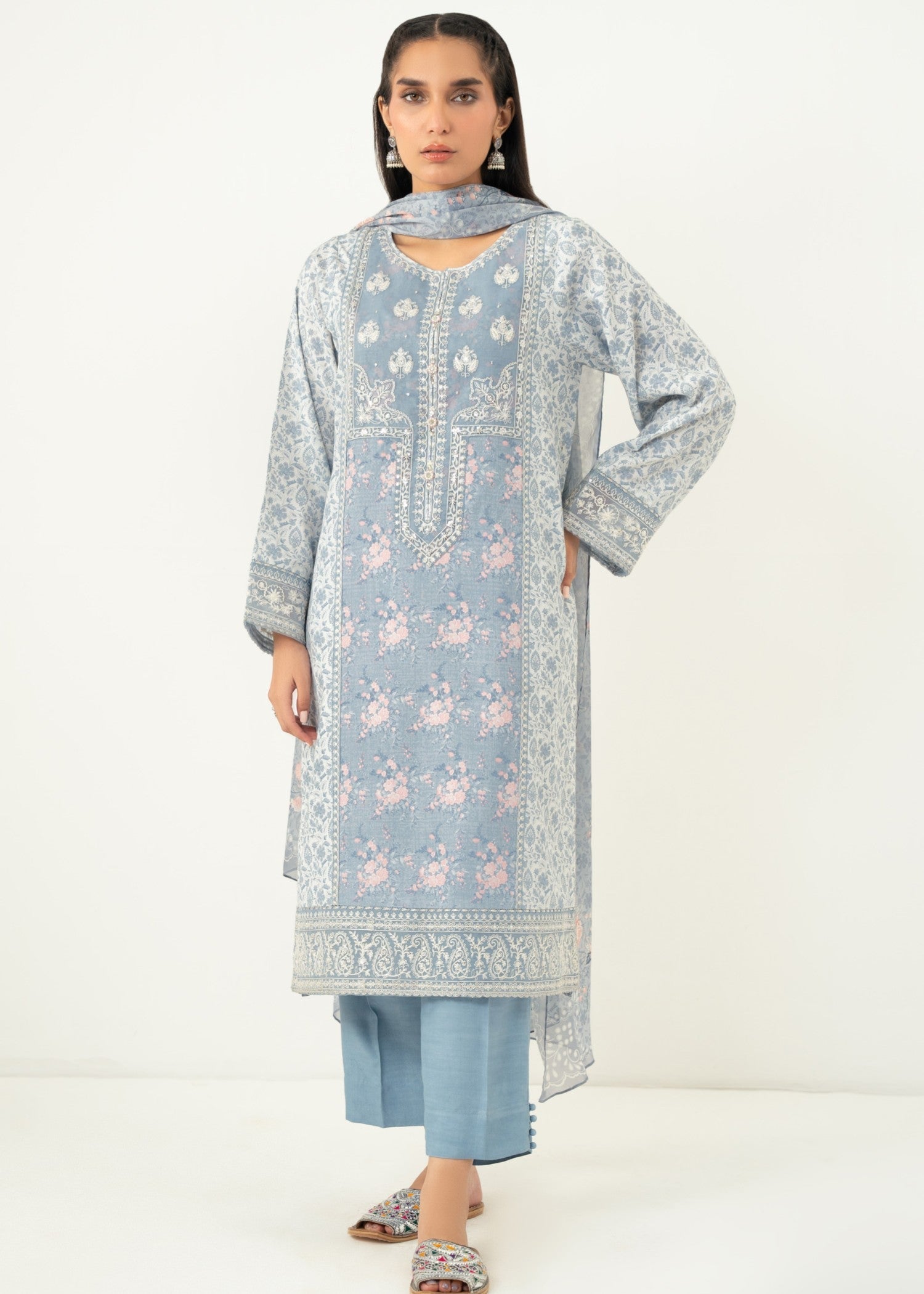 Zeen Stitched Embroidered Oak Silk Suit WZM34534 Women 3pcs