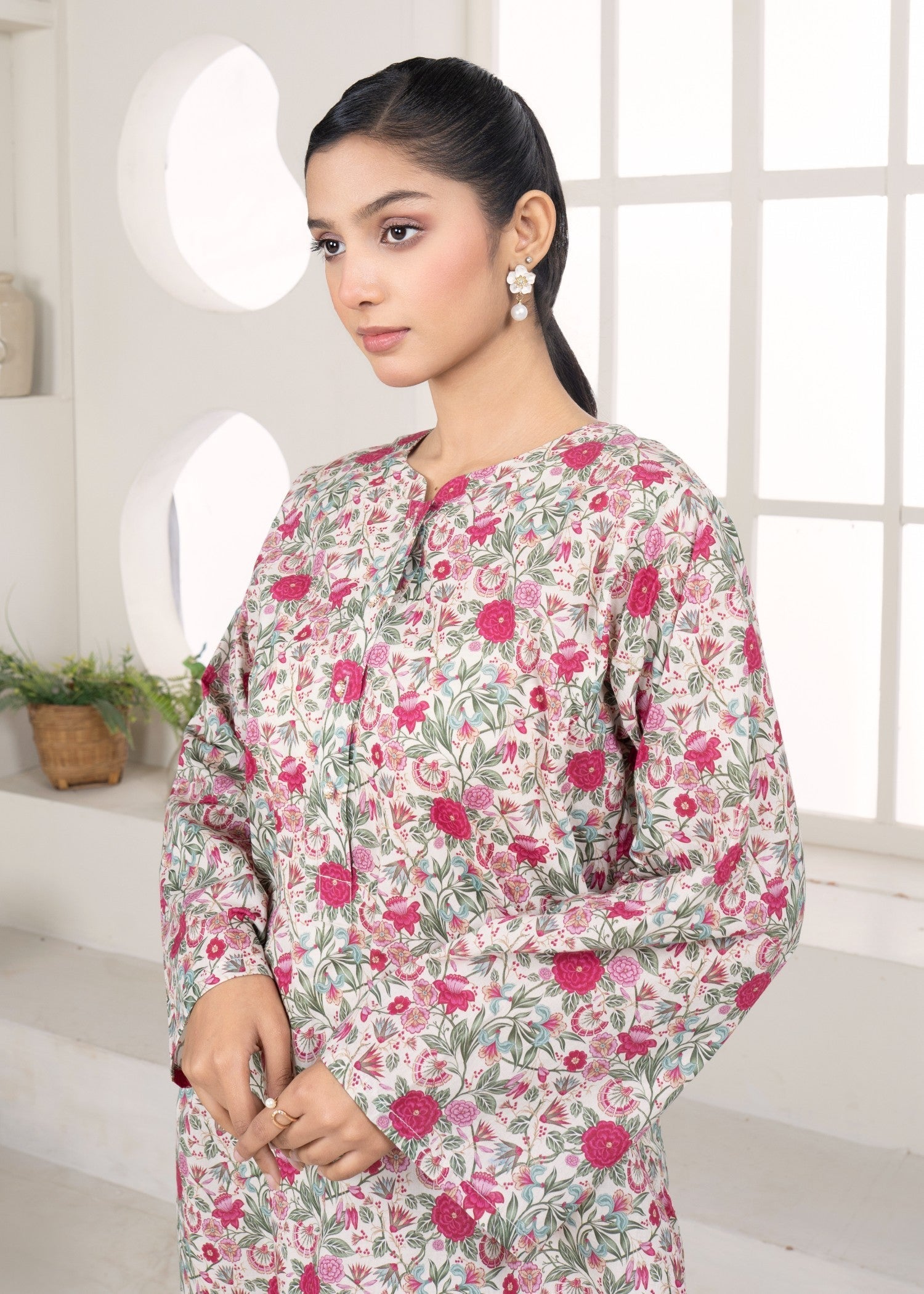 Meem Designs Beige Kurta Women 1pcs