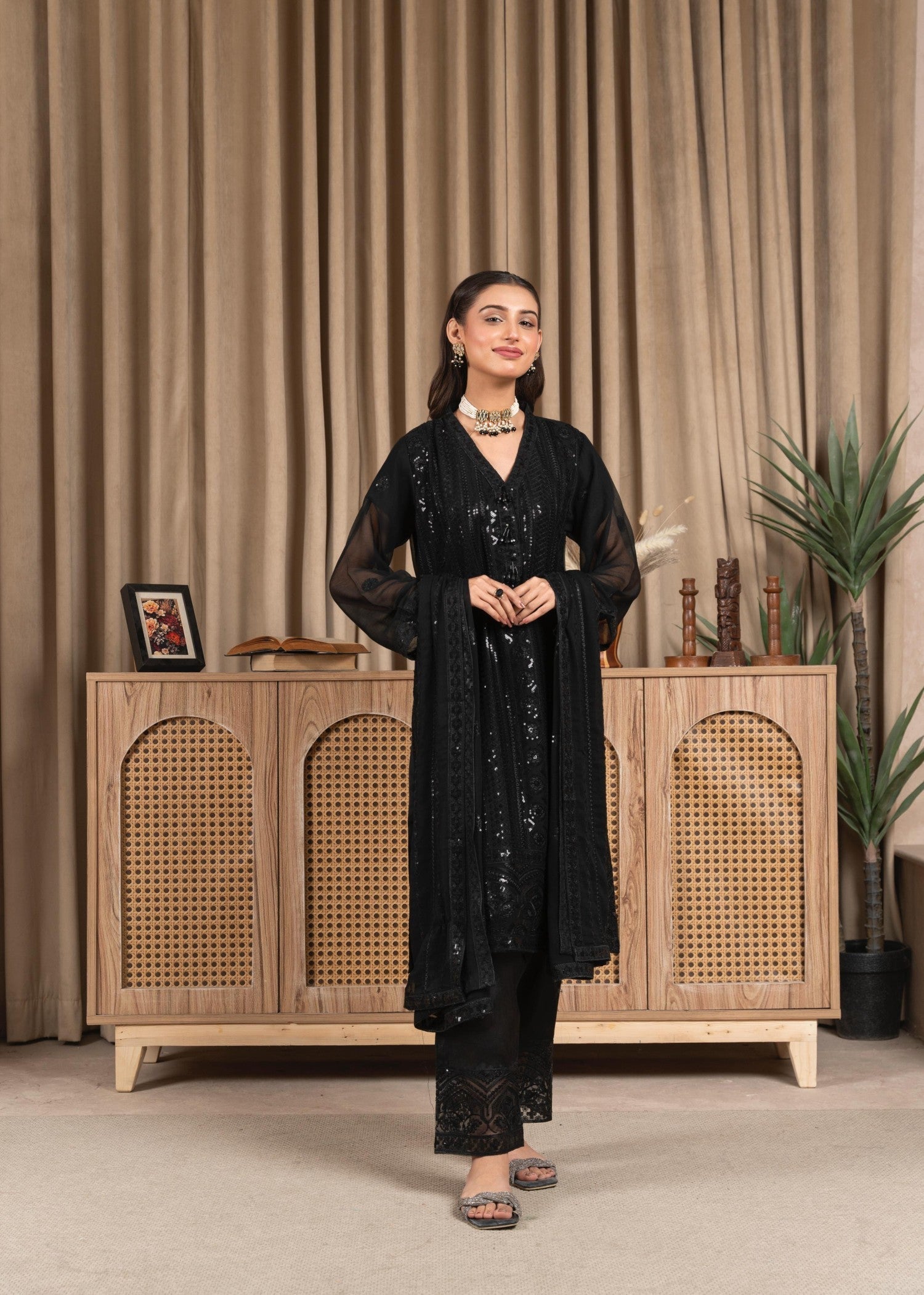 Fatima Noor’s FN 450 Women 3pcs