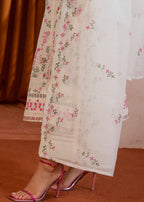 Kross Kulture Embroidered Lawn Suit 01653 Women 3pcs