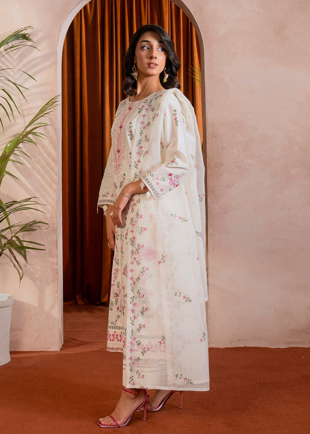 Kross Kulture Embroidered Lawn Suit 01653 Women 3pcs