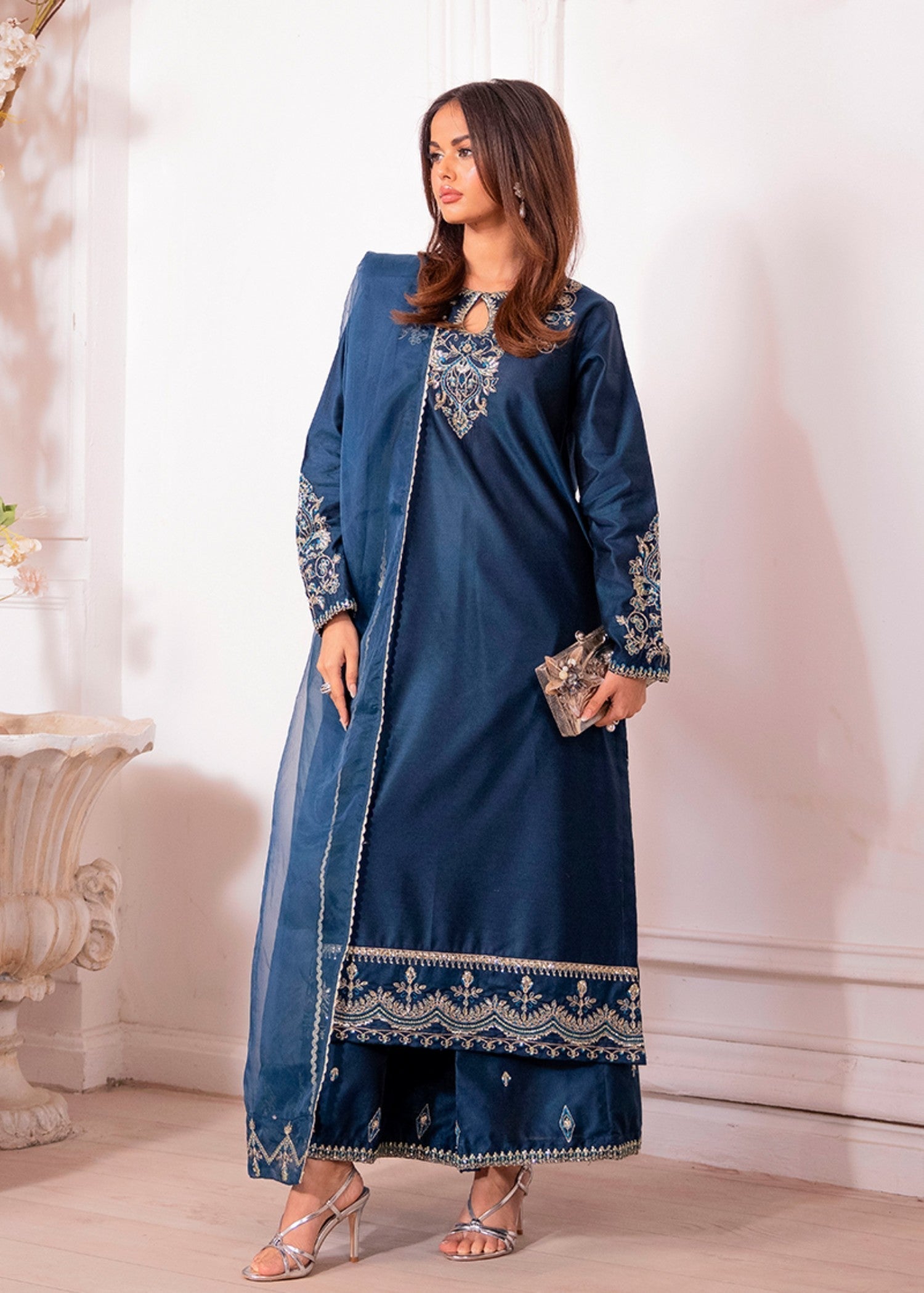 Kross Kulture Embroidered Lawn Suit 01706 Women 3pcs