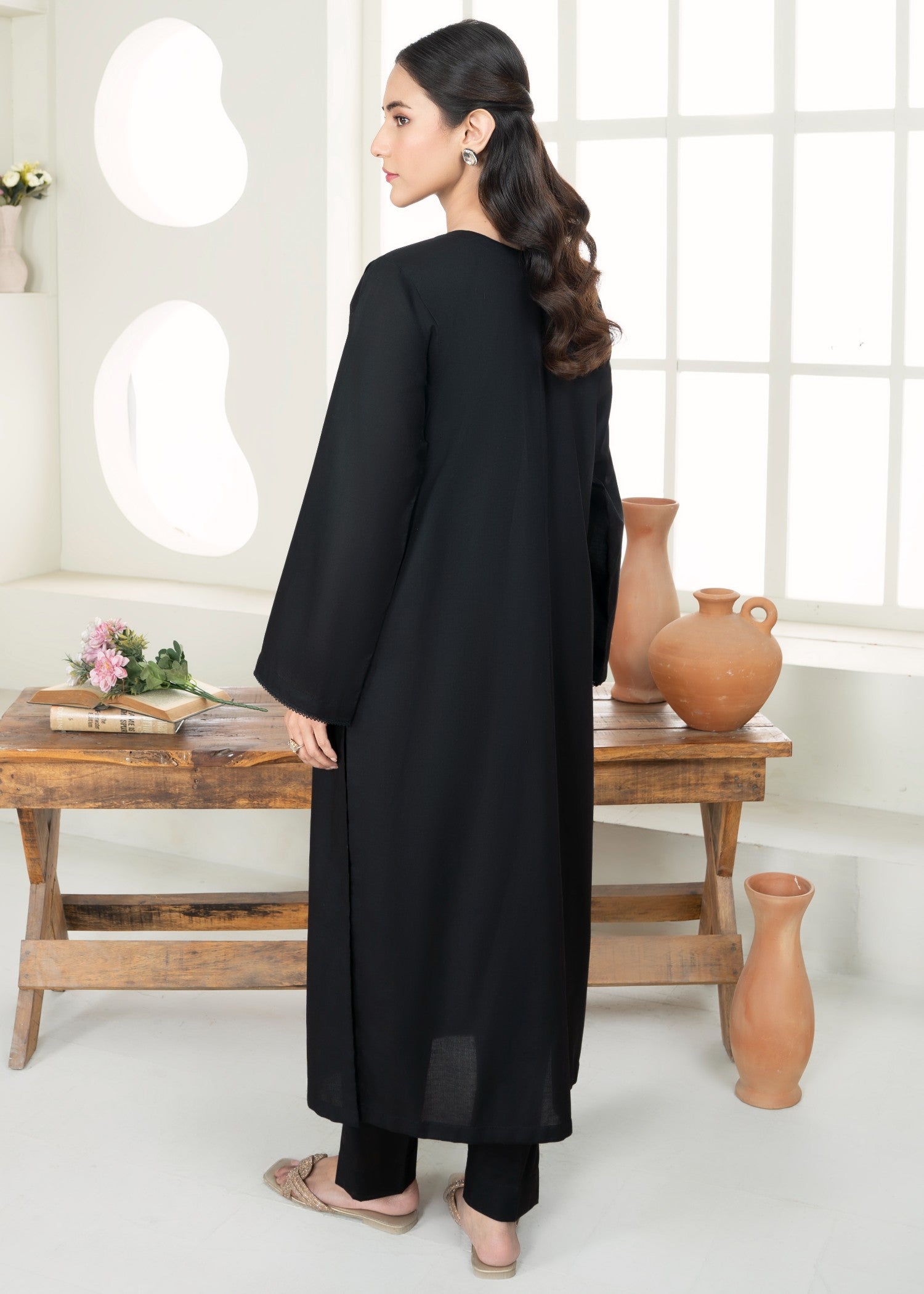 Sahibas By Mirza Sarveen Women 2pcs