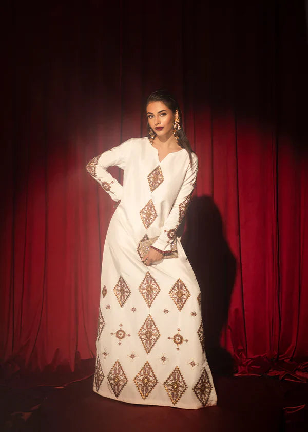 Zainab Musa White LIORA Women 1pcs