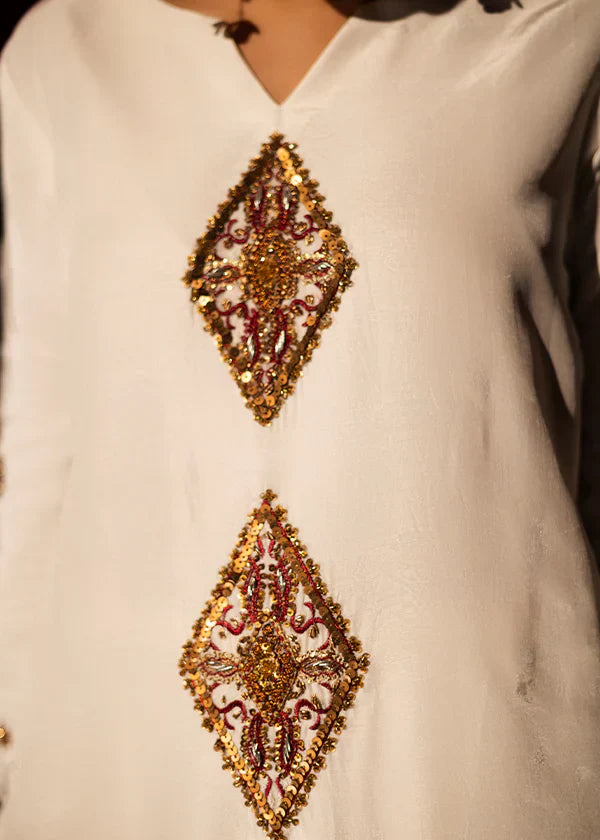 Zainab Musa White LIORA Women 1pcs
