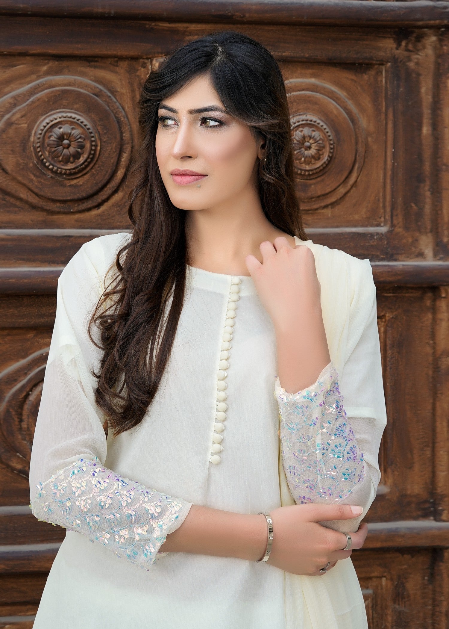 Miss & Mrs Farshi shalwar whit Women 3pcs