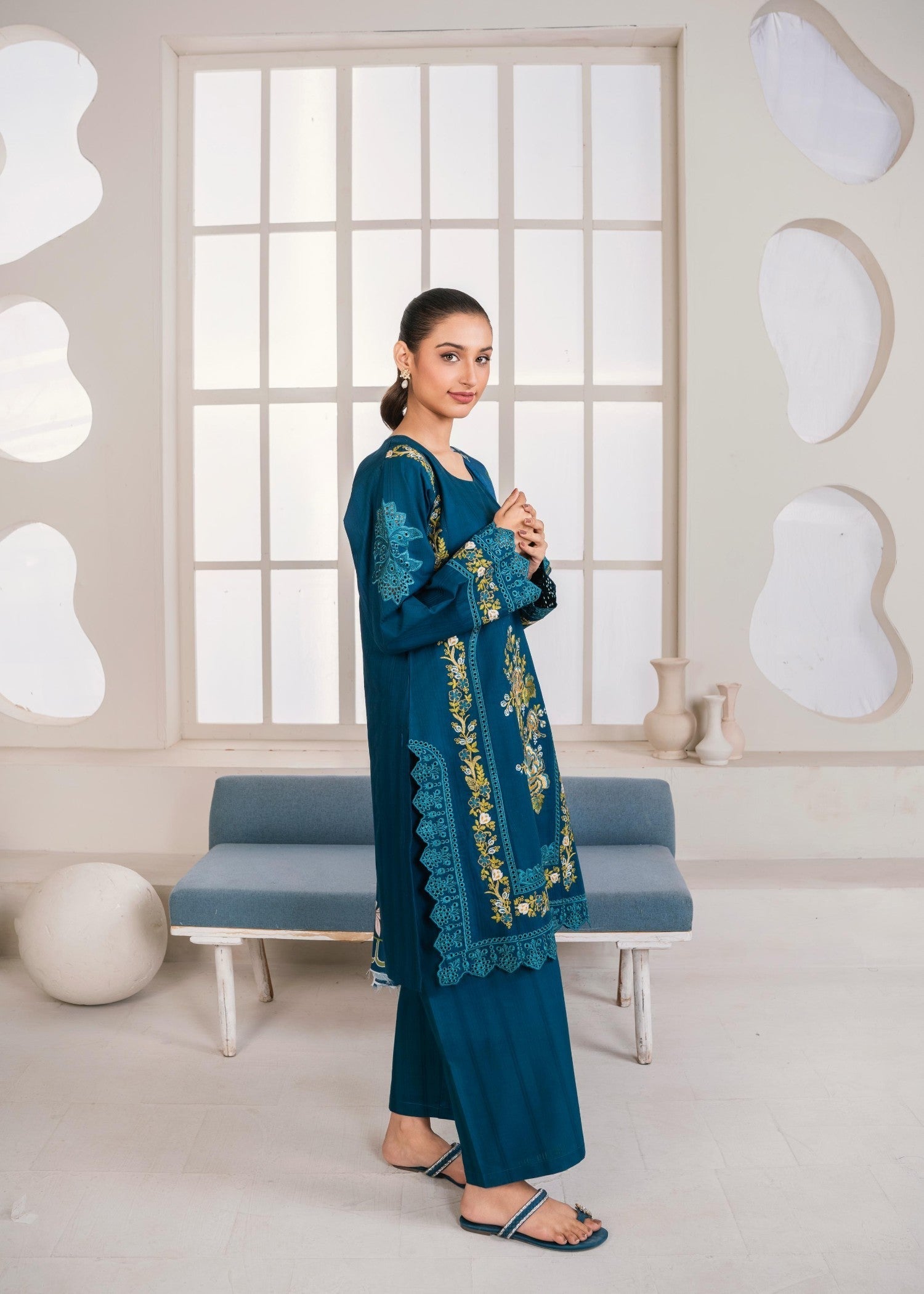 Fatima Noor’s Bi 004 1 Women 3pcs
