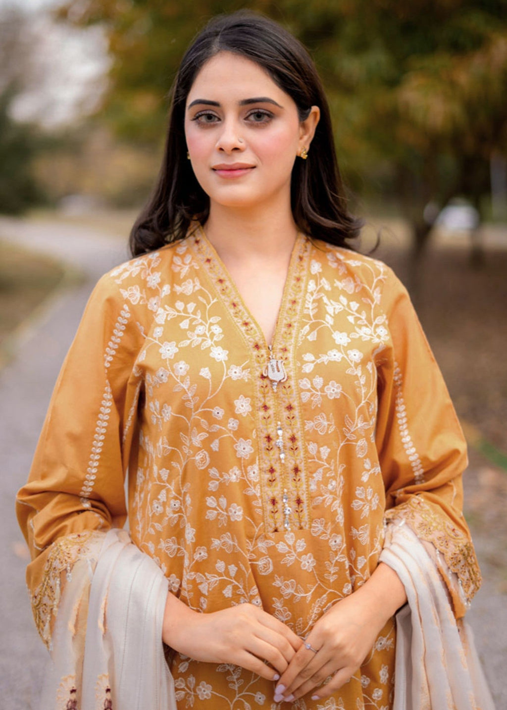Libaas By Umairnawaz LN 08 MUSTRAD Women 3pcs