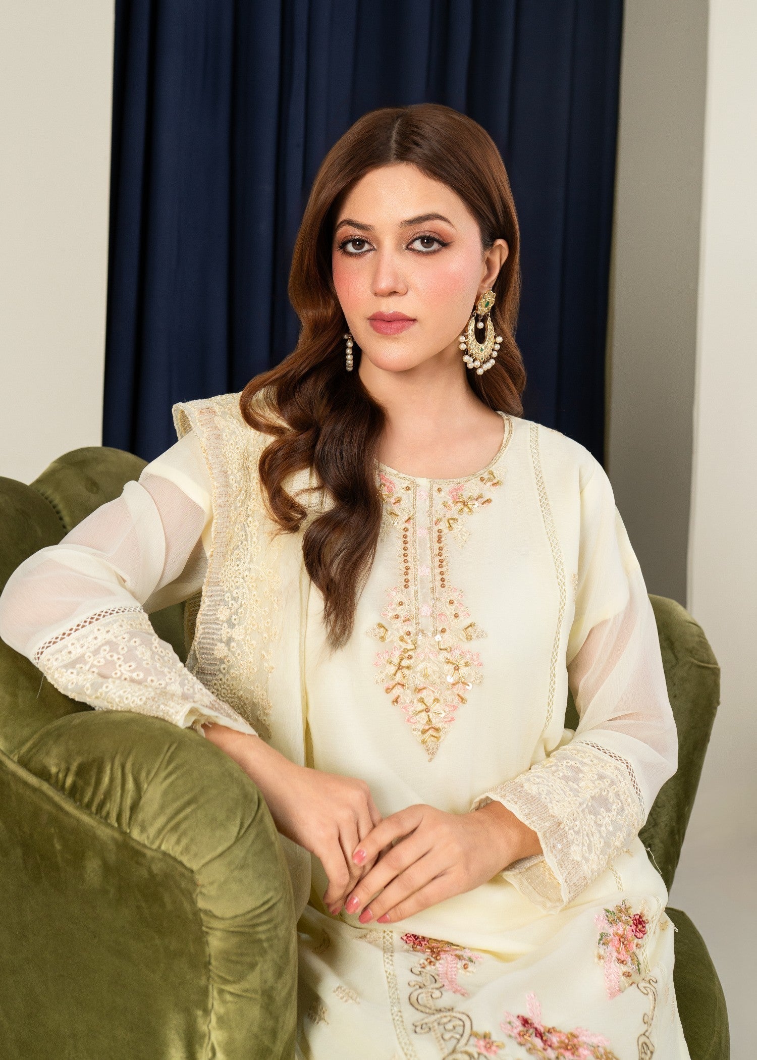 Four Season Boutique FRILL CHIFFON CREAM Women 3pcs