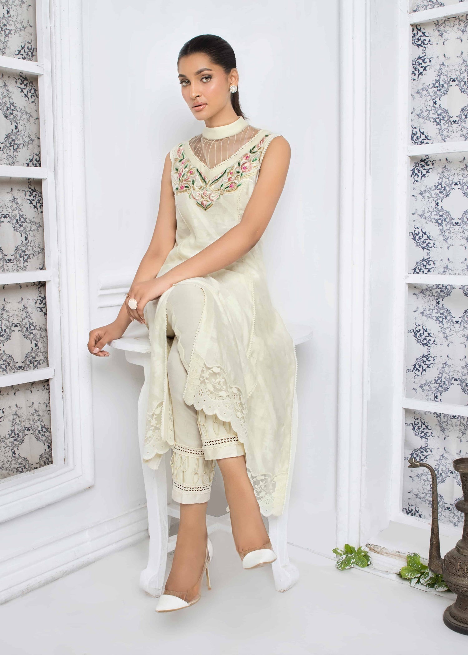 Ridah Naeem Ivory Bliss Women 2pcs