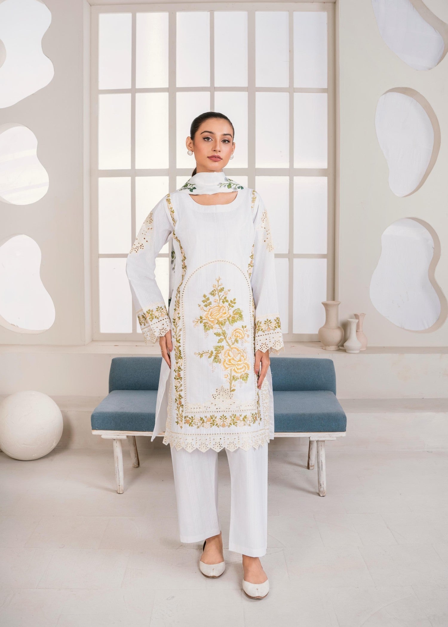 Fatima Noor’s Bi 004 3 Women 3pcs