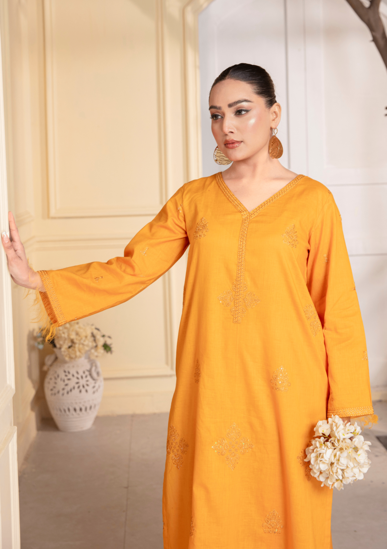 Yolo Pret Sequins Embroidered Cotton Lawn JASHAN S25 0070 Women 2pcs