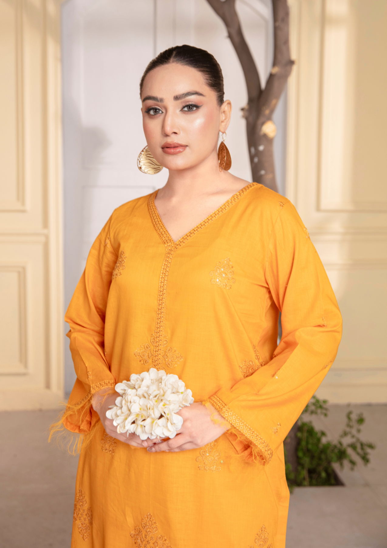 Yolo Pret Sequins Embroidered Cotton Lawn JASHAN S25 0070 Women 2pcs