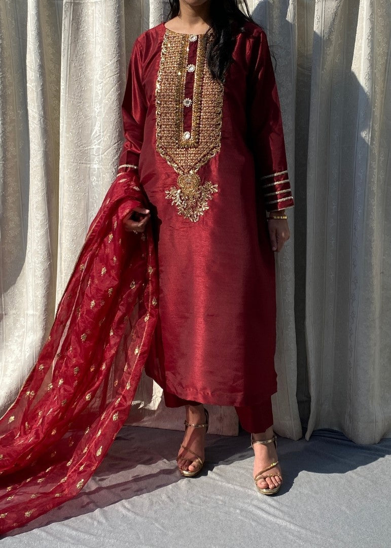 Haya'S Creation Embroidered Maroon Raw Silk Dress Women 3pcs