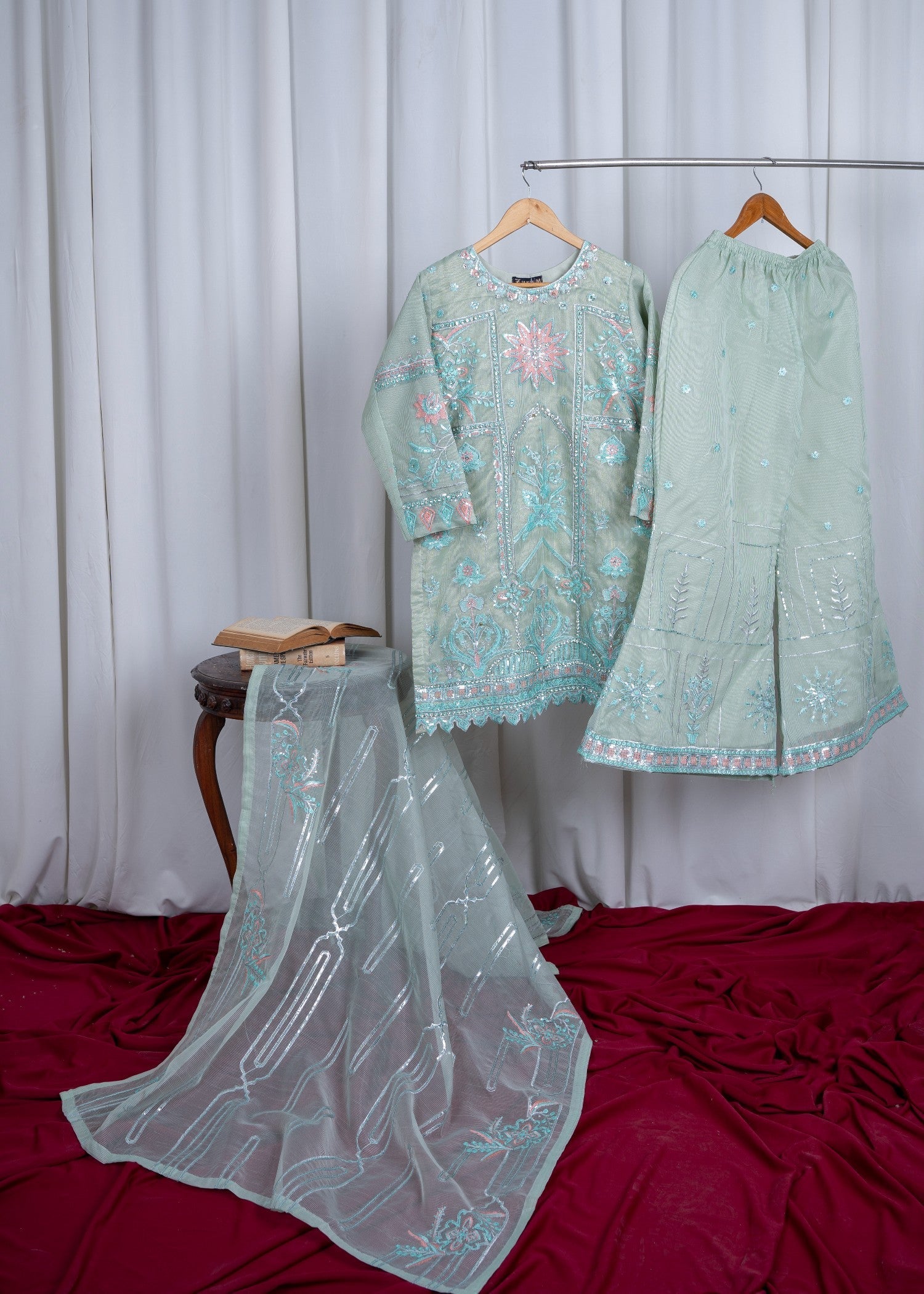 Zara Creation Kurta Set Green Women 3pcs