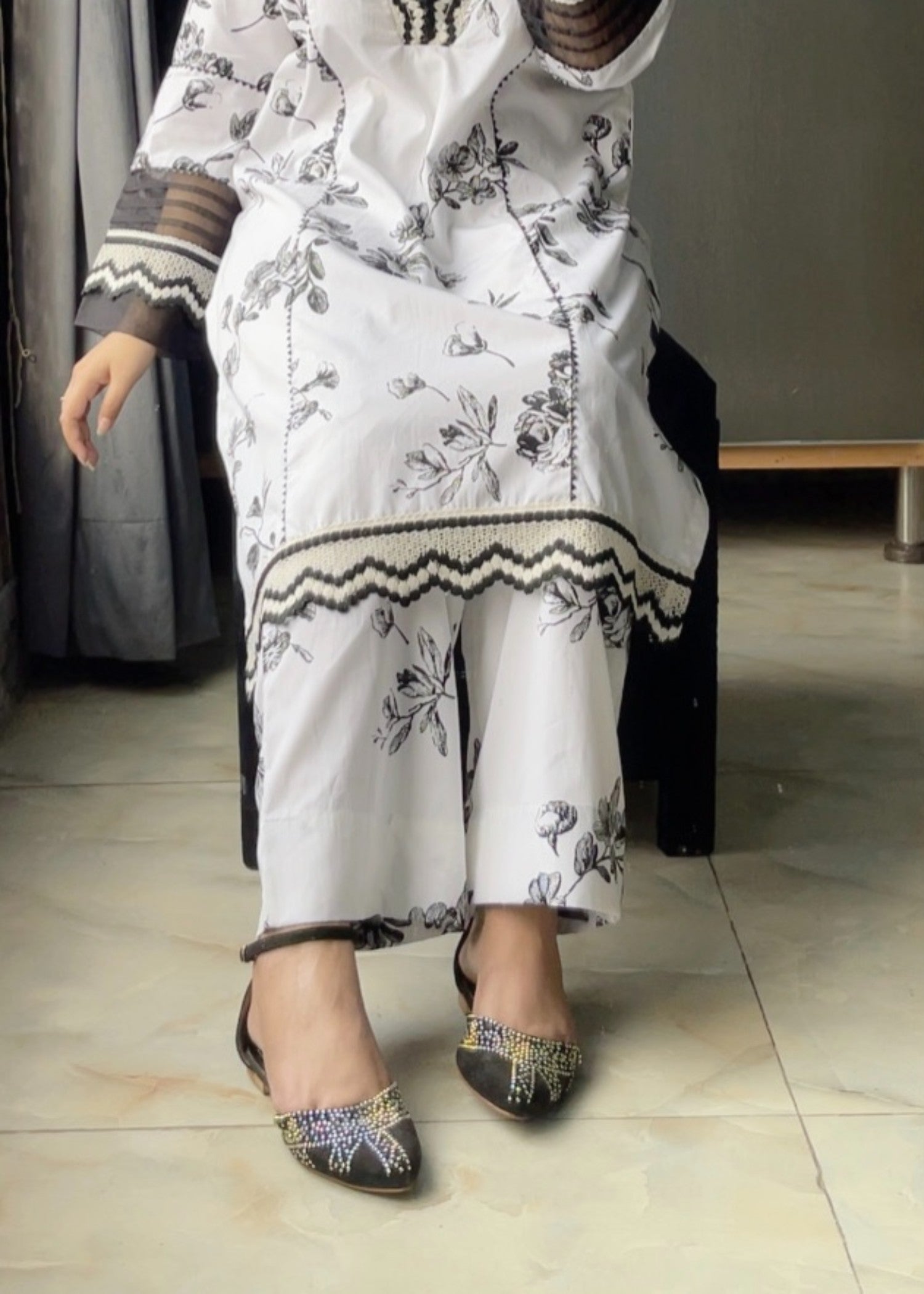 Urban Cut Cotton Embroidred Suit White Women 2pcs