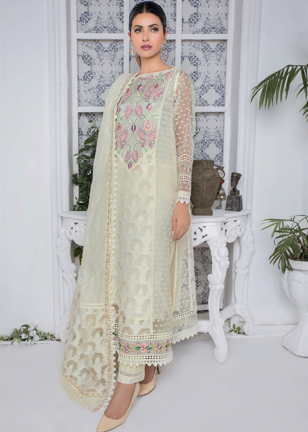 Ridah Naeem Ivory Blossom Women 2pcs