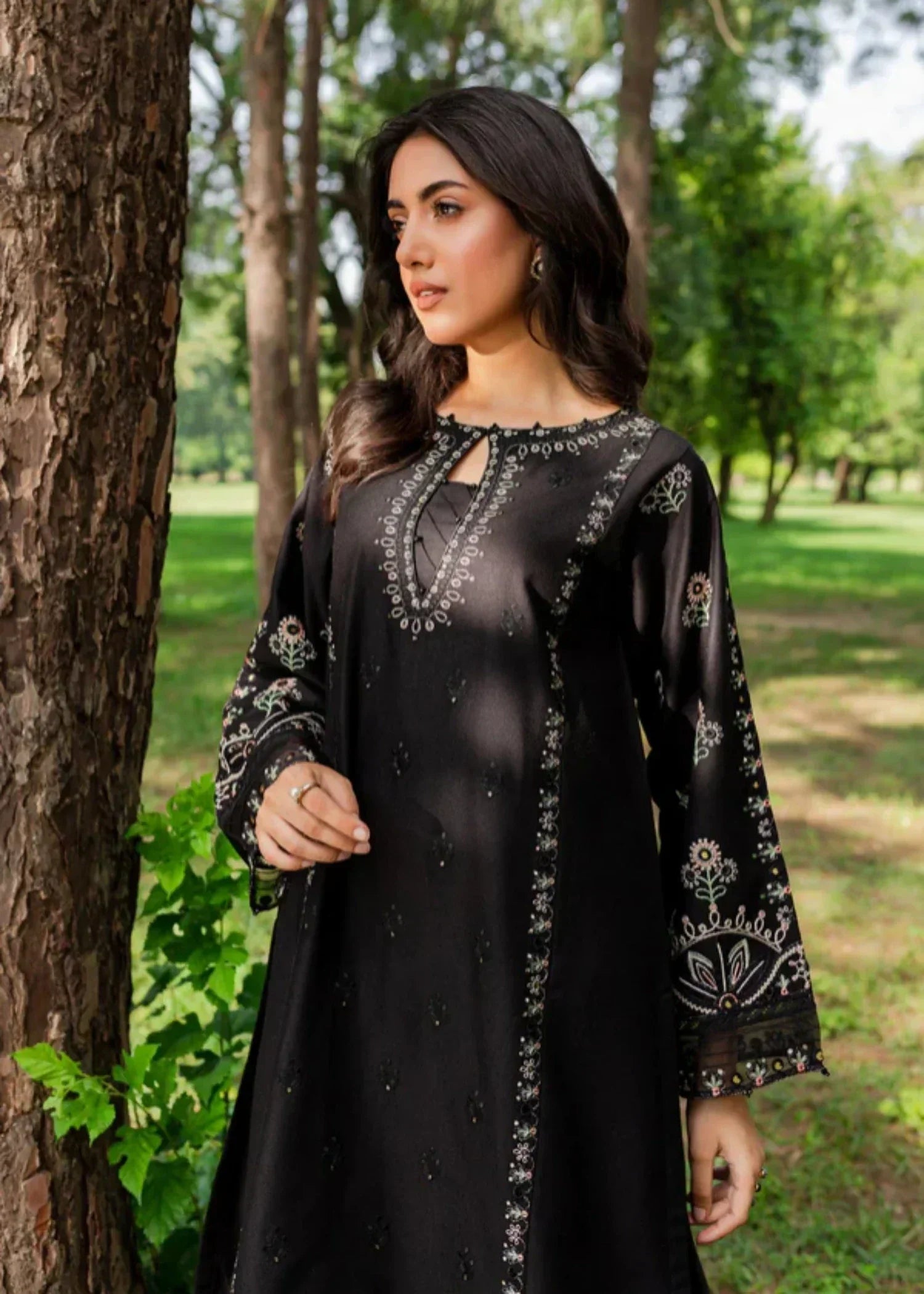 The Turkish Wear BLACK ROSE KURTA SET Women 2pcs