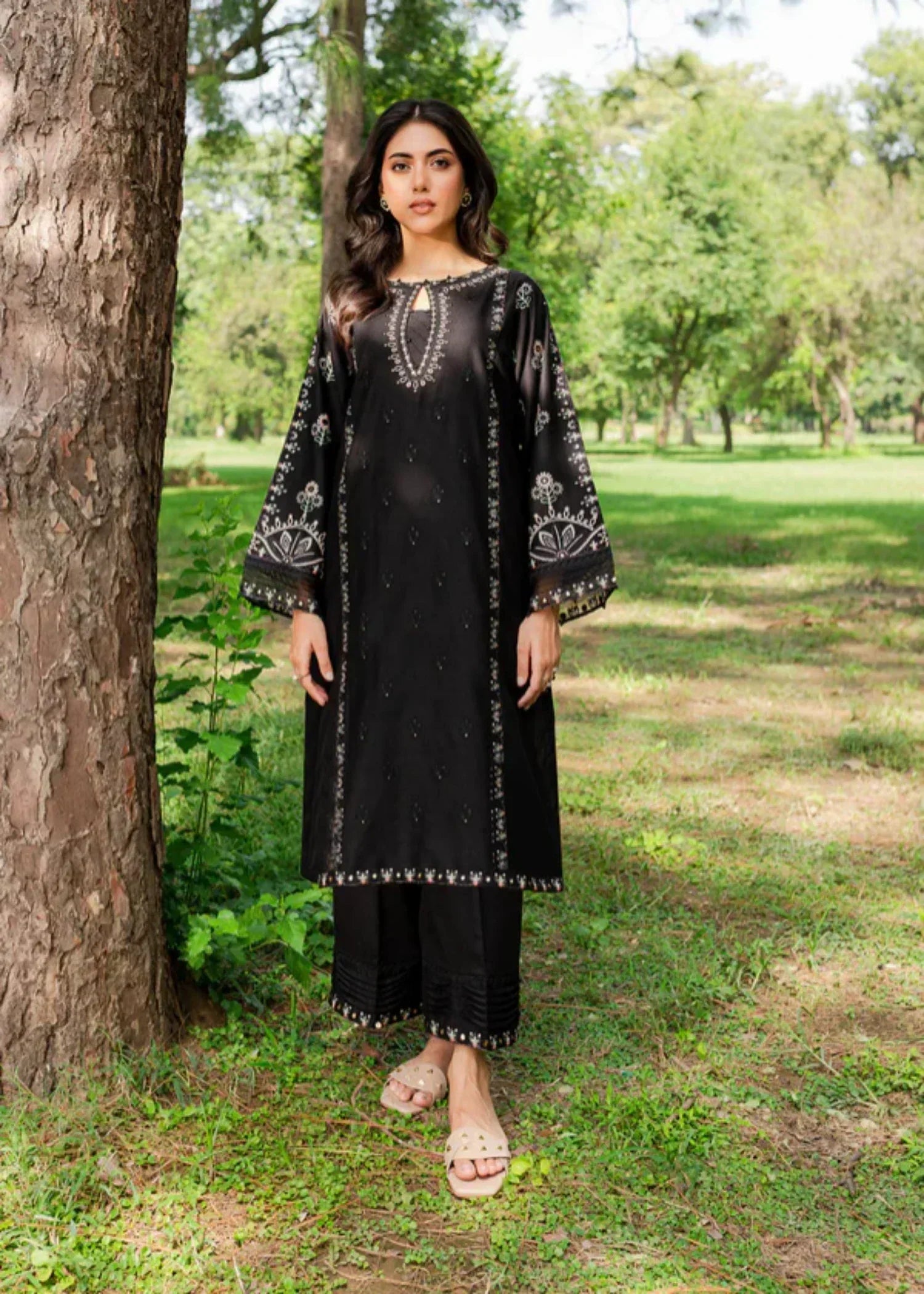 The Turkish Wear BLACK ROSE KURTA SET Women 2pcs