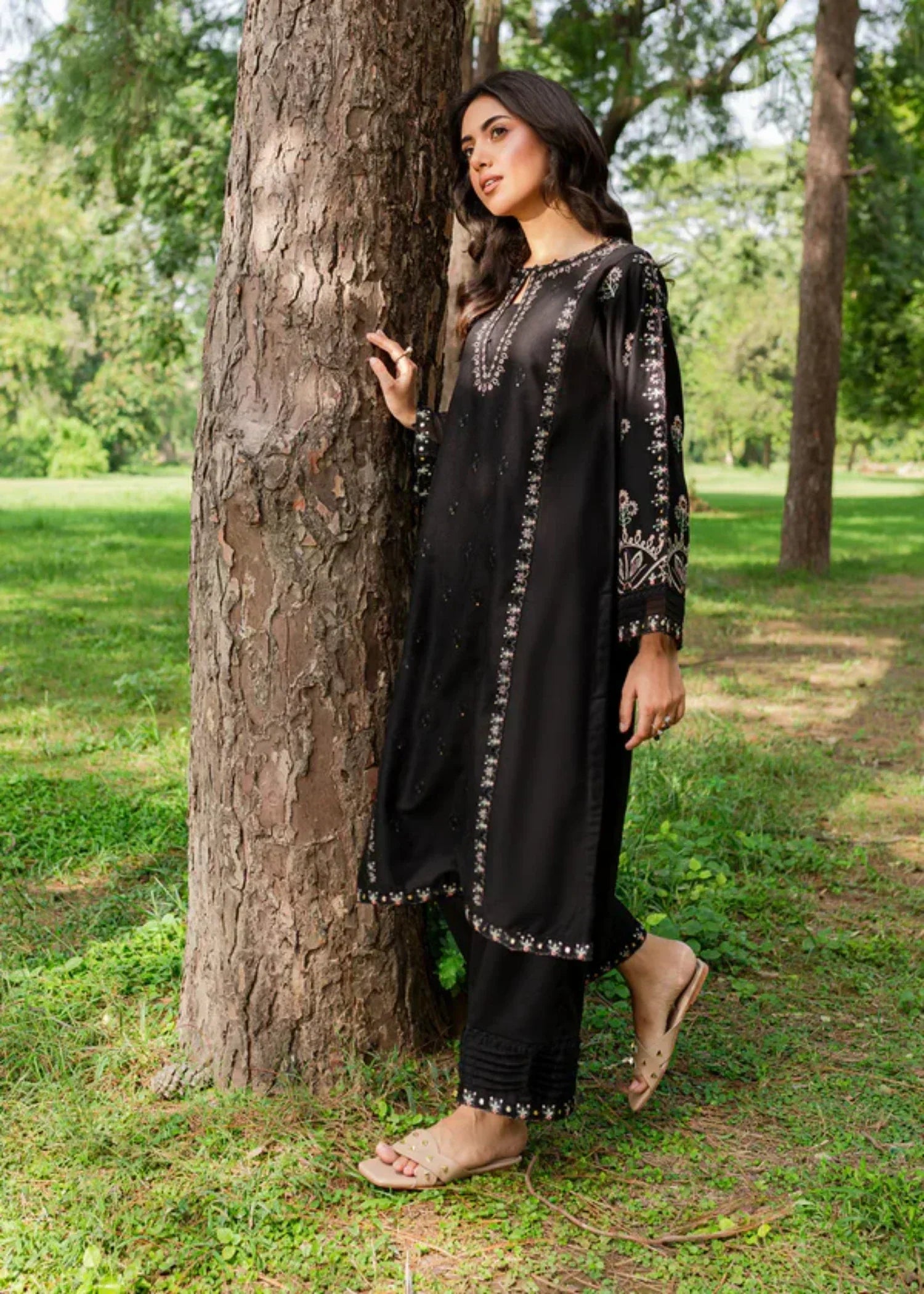 The Turkish Wear BLACK ROSE KURTA SET Women 2pcs