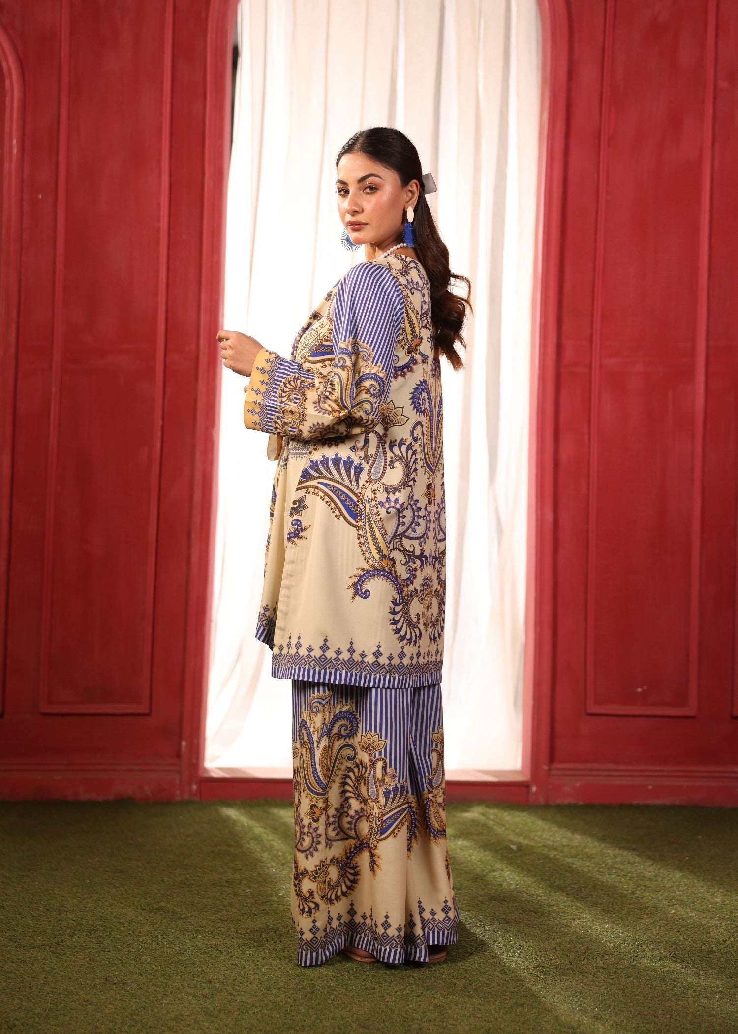 Ruby Suleiman Sway Beige and Linear Blue Women 2pcs