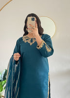 Laal Clothing TLC 025 Women 3pcs