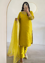 Laal Clothing TLC 026 Women 3pcs