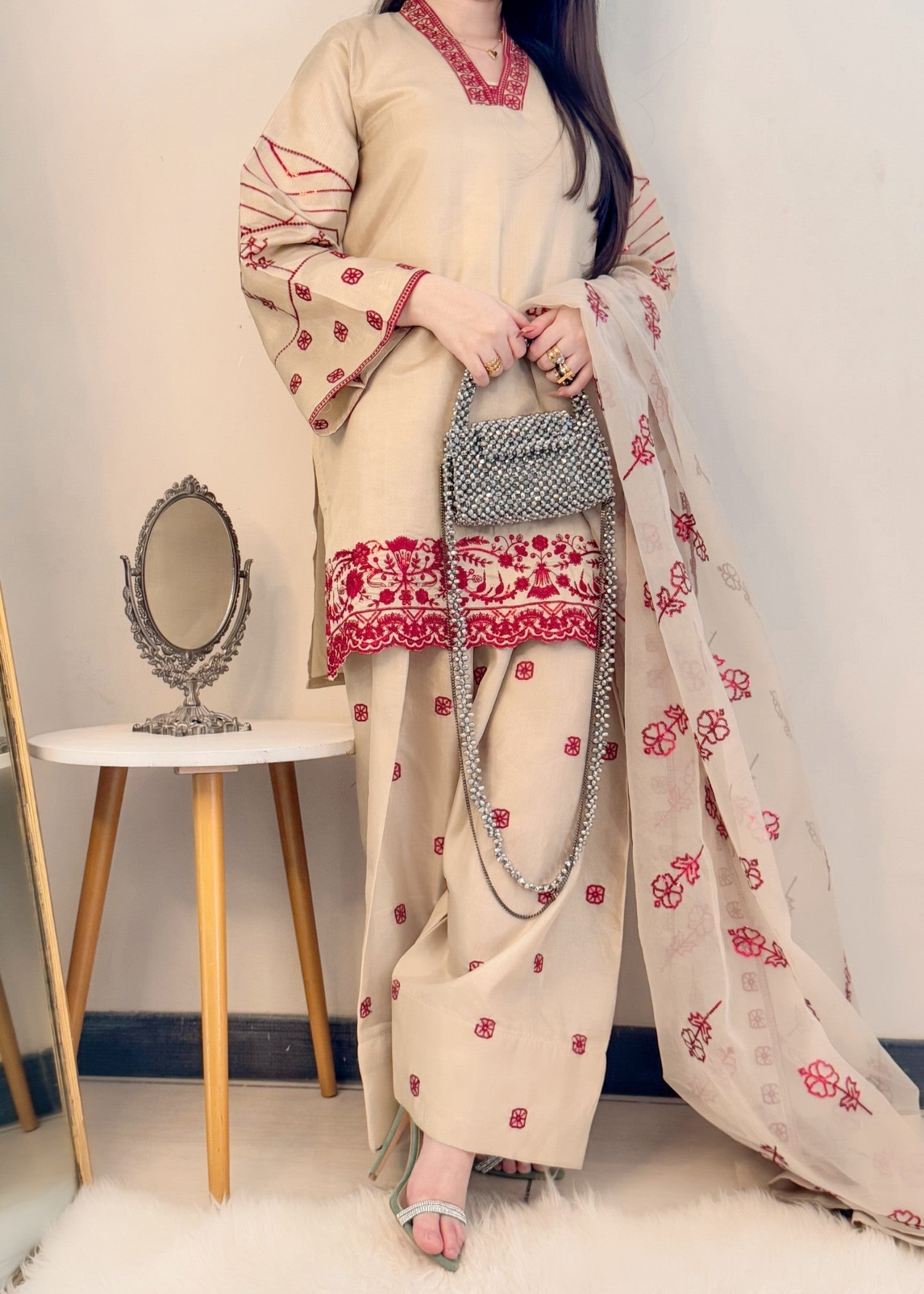 Aster Farshi Shalwar Glamour Bloom Women 3pcs