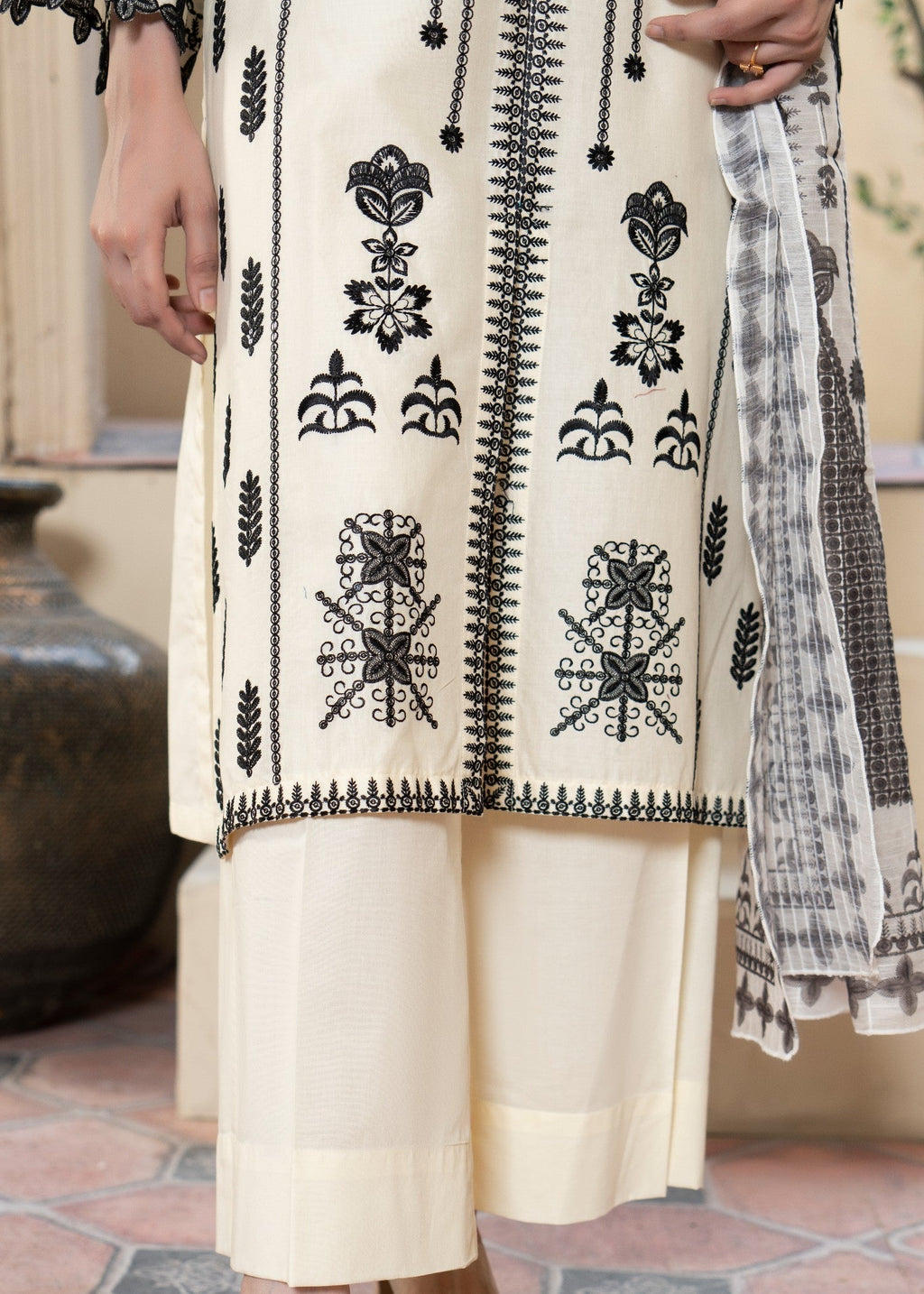 Sahibas By Mirza Nida White Women 3pcs